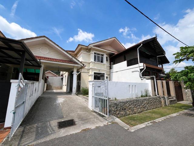MURAH 💥 2 Storey Semi-D Cluster Lorong Az-zaharah Bandar Puncak Alam 1
