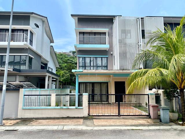 End Lot 2.5 Storey Almira 28 Sutera Damansara Damansara Damai 1