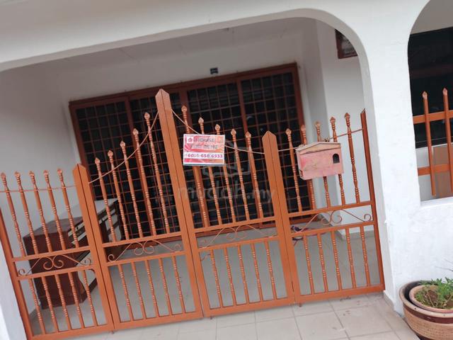 Melaka Pulau Gadong 1-Storey Terraced House For Rent 1