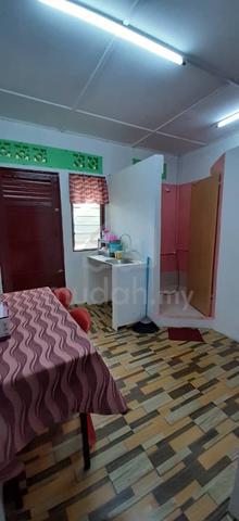 Bilik Sewa Tanpa Deposit Untuk Lelaki Bujang Di Kampung Melayu Majide 1