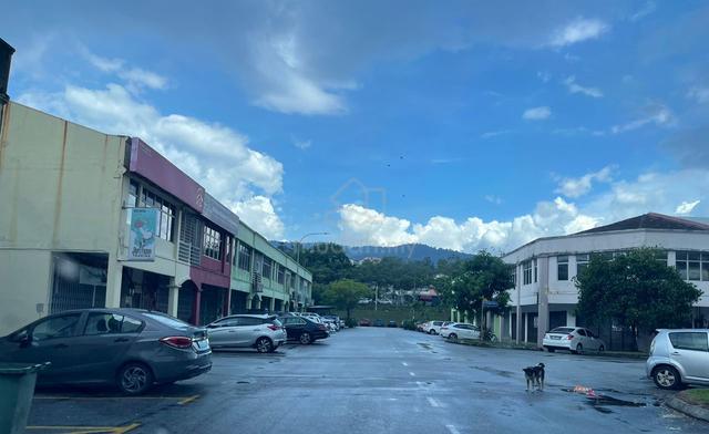 2storey Rawang Putra shop 1