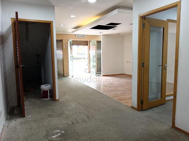 Jalan Sultan Azlan Shah Gelugor 2 storey shop house for rent 1