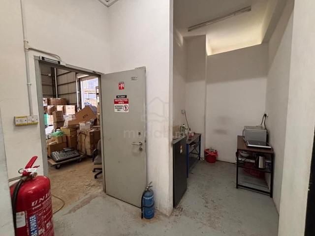 E33 Likas Warehouse for Rent 1