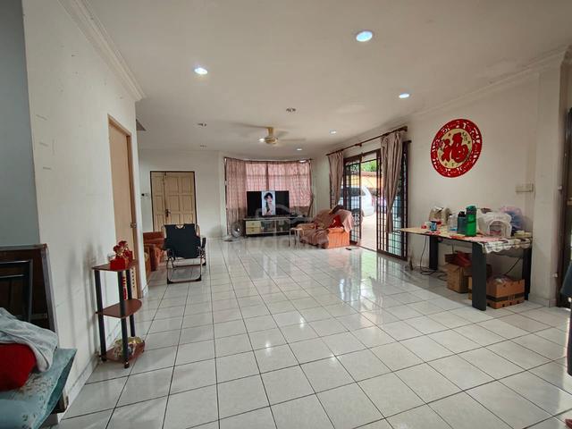 Taman Somerset Kobusak / Double storey / Corner / Unfurnished 1