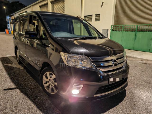 2013 Nissan SERENA 2.0 S HIGHWAY STAR - 1