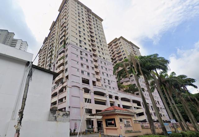 Sri Gotong Apartment 1