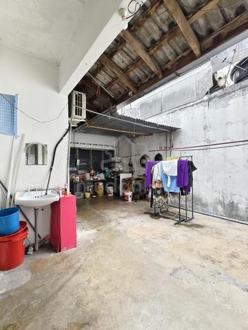 Double Storey Shoplot/Taman Johor Jaya/Jalan Dedap/ 1