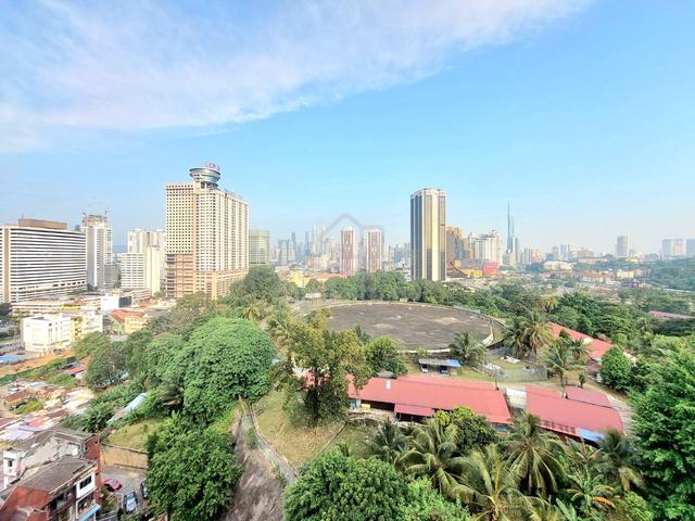 Menara Megah 1