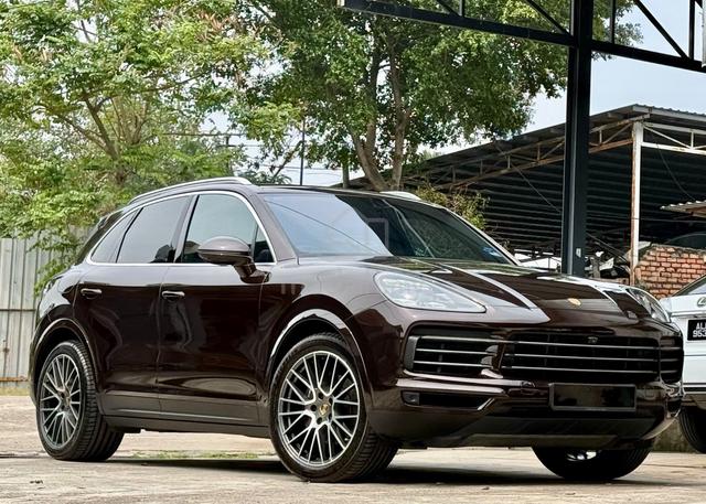 2018 🚗Car Model:porsche Cayenne 3.0T V6 (At) - 1