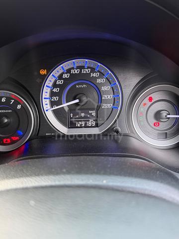 2013 Honda CITY 1.5 E MY08 GM2 FACELIFT (A) - 4