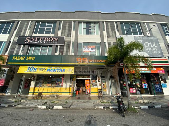 Klebang Ipoh 1st Floor Shop Fronting MAIN ROAD With Busy Traffic 1