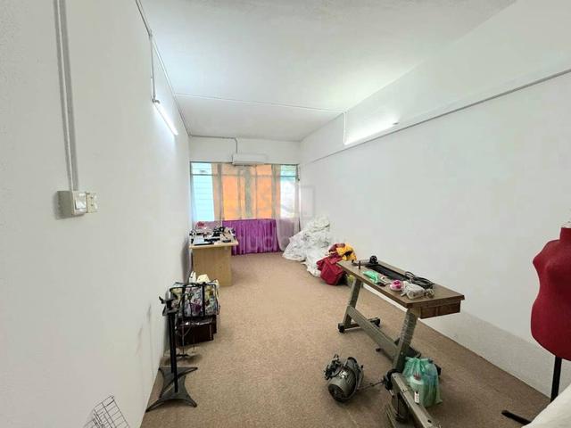 Jelutong 3 Storeys Shop Lot Facing Main Road For Rent 2