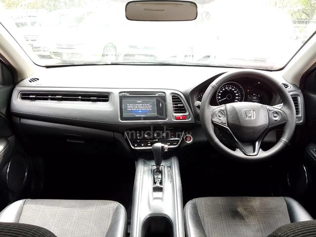 2017 Honda HR-V 1.8 V (A) Premium V - 4