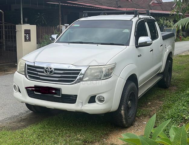 2012 Toyota HILUX 2.5 G (A) - 2