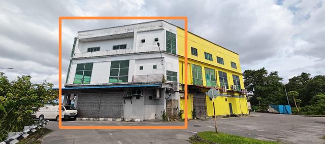 Corner Astana 3 Storey Big Corner Commercial Shophouse FOR SALES 1