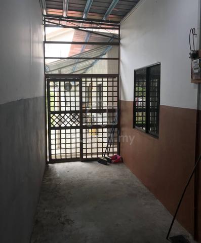 Kg. House, Off Jalan Kokol Poring Poring 1