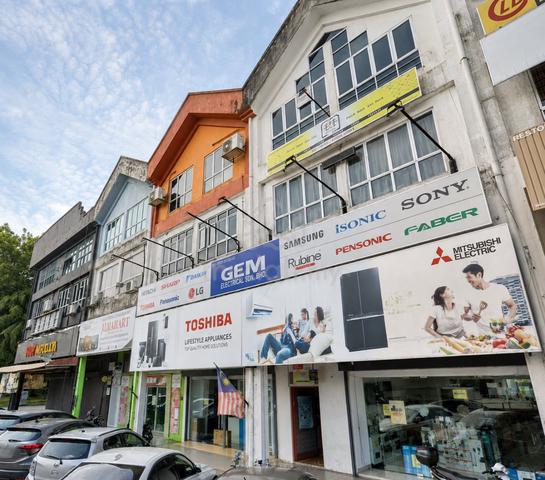 Shoplot Dual Frontage GF + Mezzanine Pandan Indah Ampang KL 1