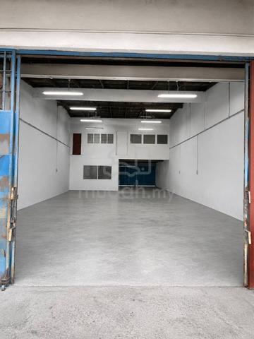 Ready Cf Newly Refurbish 35x115 Taman Klang Utama Factory 1.5 Storey 1