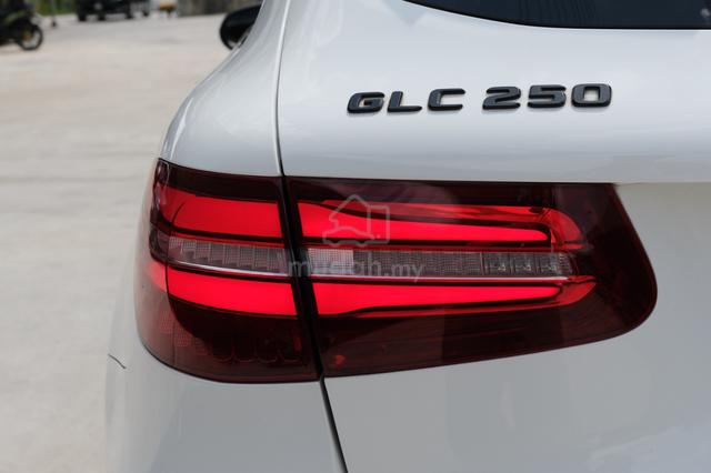 Mercedes Benz GLC250 2.0 AMG SHOWROOM CAR 1 DATIN - 5