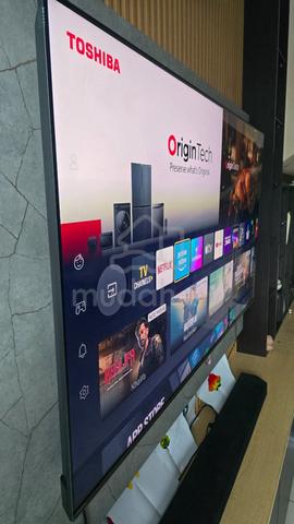 hisense 65 U7Q - photo 3 of 3