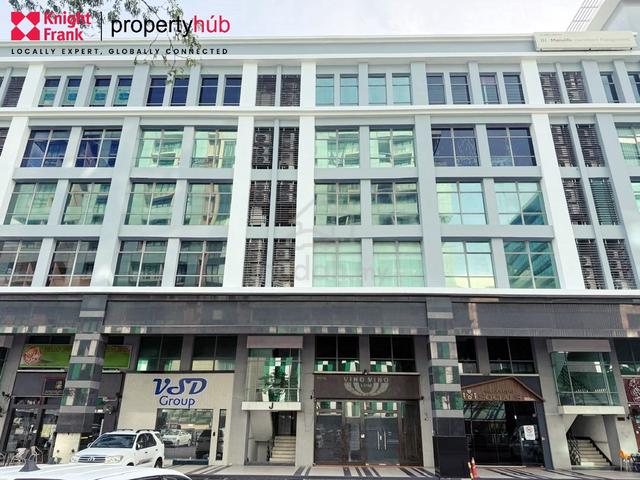 KK Times Square – 2 Units Adjoining Office Space Lot (Fully Renovated) 1