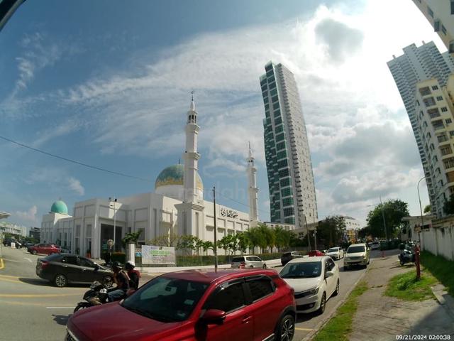 Pinang Court 1