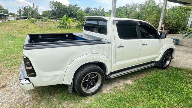 2015 Toyota HILUX 3.0 G TRD SPORTIVO (A) - 2