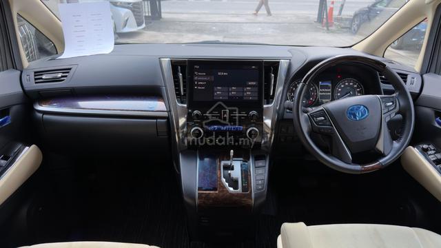 Toyota ALPHARD 2.5 X JBL 4 CAM 2 PWRDOOR FULL LOAN - 3