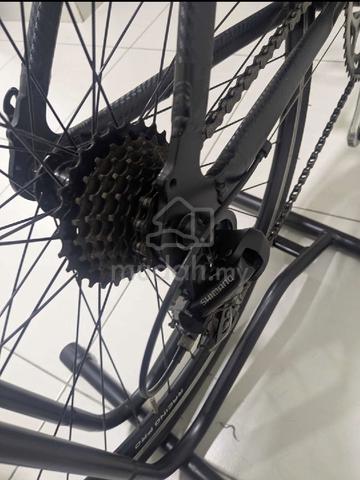 Roadbike : Trinx alloy road bike - photo 3 of 5