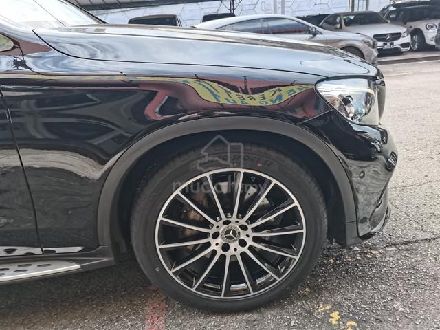 2019 Mercedes Benz GLC300 4MATIC COUPE AMG LINE - 4