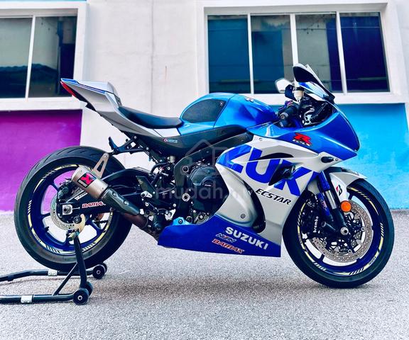 Suzuki GSXR - 1000rr - photo 3 of 10