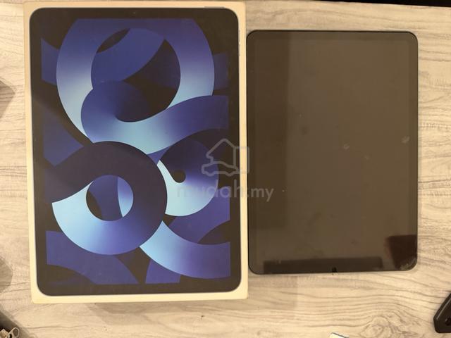 iPad Air 5th Gen - photo 3 of 3
