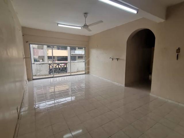 Desa Skudai Apartment 1