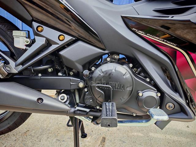 Yamaha LC135 LC V8 Fi Merron SE Limited beli&pakai - photo 7 of 16