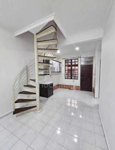 Taman Bukit Indah - 1 Storey Terrace House Fully Furnished + Renovated 1