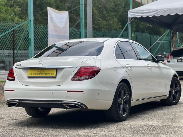 2017 Mercedes Benz E200 2.0 AVANTGARDE BUANG HARGA - 4