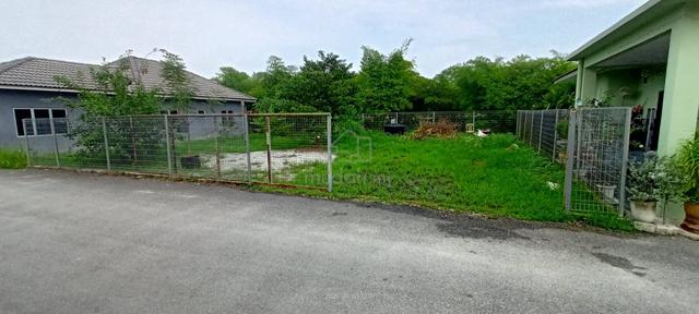 Tanah nak jual Jalan Jambu Meru..Berpagar, ada Air Boring 1