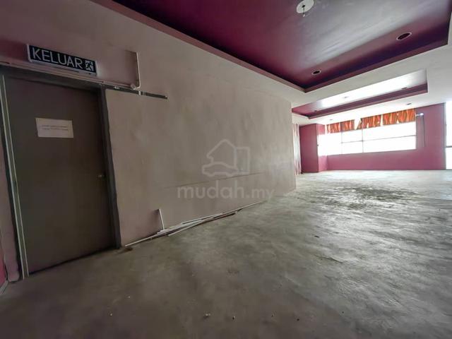 Facing Road 1st Floor Shoplot Mergong Near Lotus Alor Setar For Rent 4