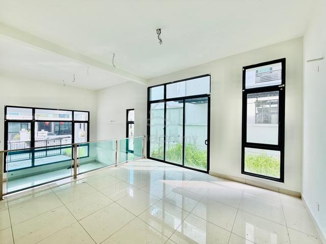GOT VIDEO ! Stramax Residences 3100sf INTER-CORNER Sungai Ara Kelicap 1
