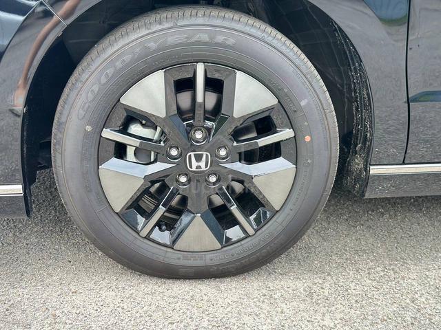 *New Car Mileage* 2023 Honda STEPWAGON 1.5T - 4