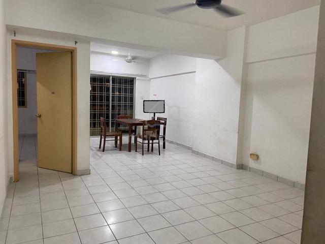 Sri Dahlia Apartment (Kajang) 1
