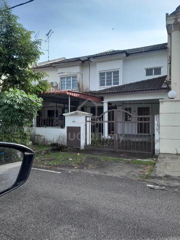 Cheap and Near Senai Airport 2