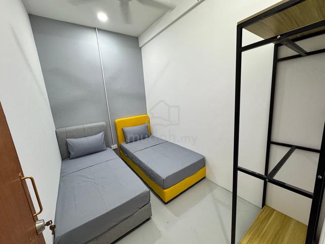 Permas Jaya Medium Room For Rent 1