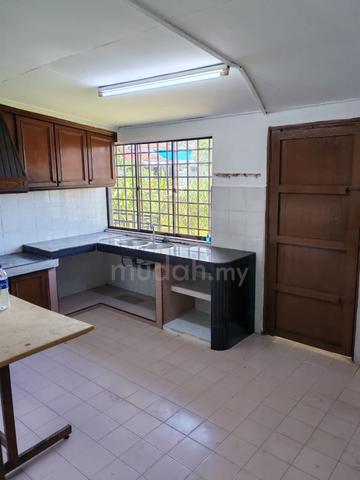 (New Paint) Single Storey House for Sale @ Taman Sri Skudai, Johor 1