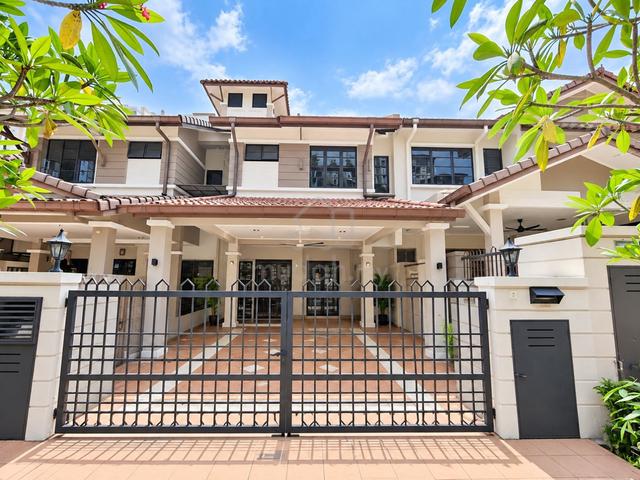 Renovated ❤️ Double 2 Storey Terrace House Bandar Kinrara BK 9 1