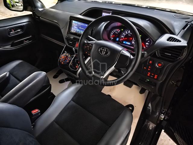 2021 Toyota VOXY 2.0 ZS KIRAMEKI 3 - 5