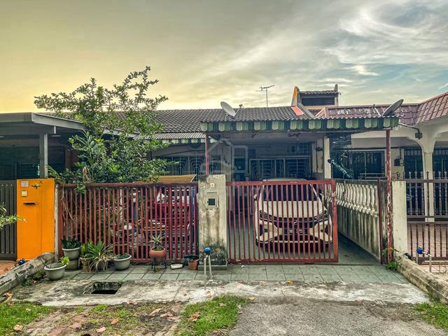 Huge Renovated 1-Storey Terrace Jalan Tepi Sungai Taman Teluk Pulai 1