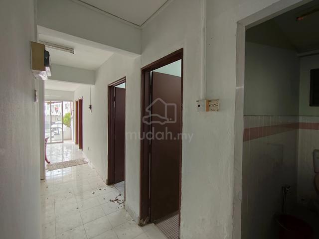 (1st Floor) Pangsapuri Kota Laksamana For Sale 1