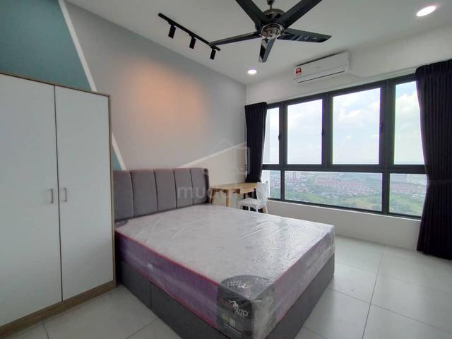 Master room @ Meritus Service Residence in Jalan Baru at Prai, Penang 1