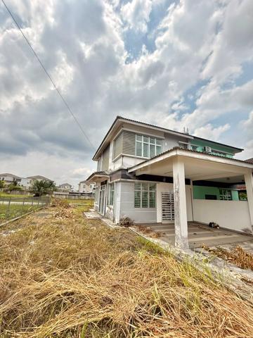Kulai @ Eroca Hills Double Storey Semi-D House Partial Furnished 1